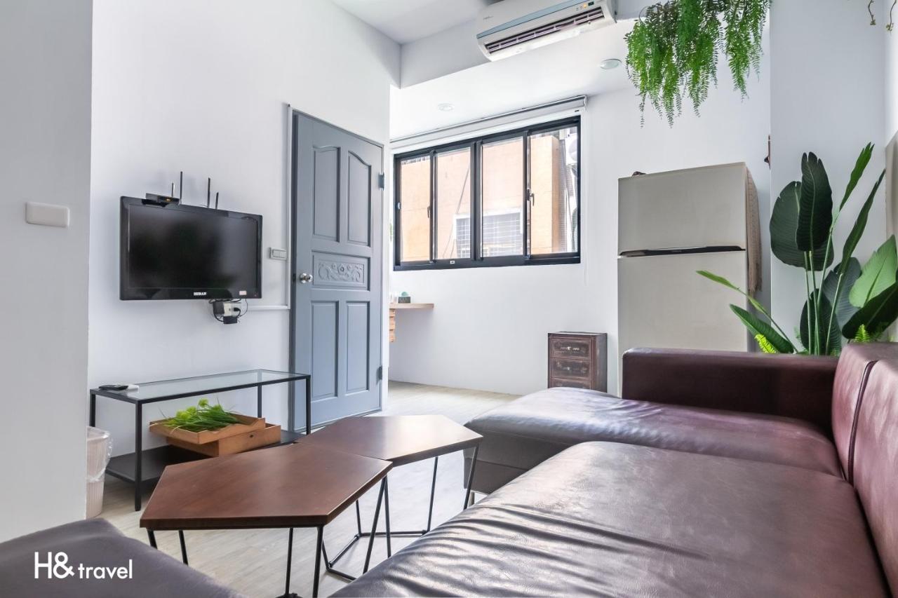 Ferienwohnung Sleepier Multi-Minsu Tainan Exterior foto
